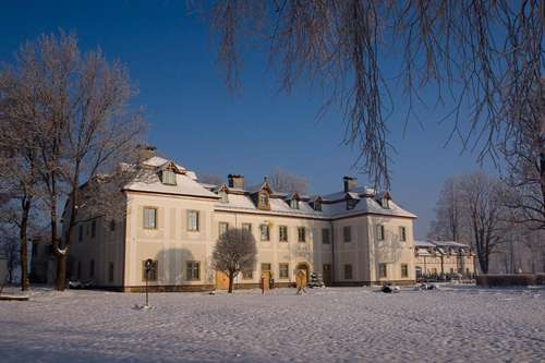 Pałac Pakoszów Jelenia Góra Preview Photo