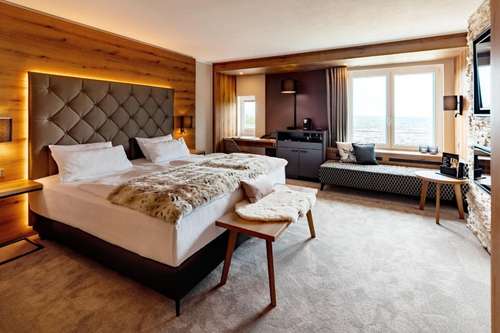 Burg Staufeneck Salach Promo Photo