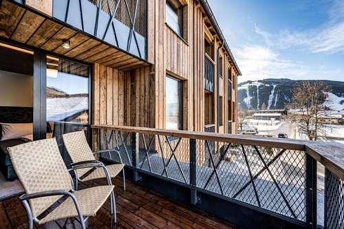 Almmonte Präclarum Suites Design Hotel Review Photo