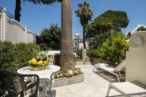 Luxury Villa Excelsior Parco Promo Photo